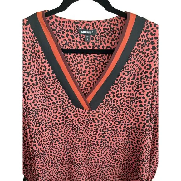 Express Women’s Animal Print Blouse Size SP Maroon Black Long Sleeve Petite - Picture 4 of 8
